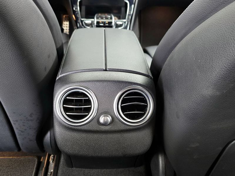 2018 Mercedes-Benz C-Class C350e photo 19
