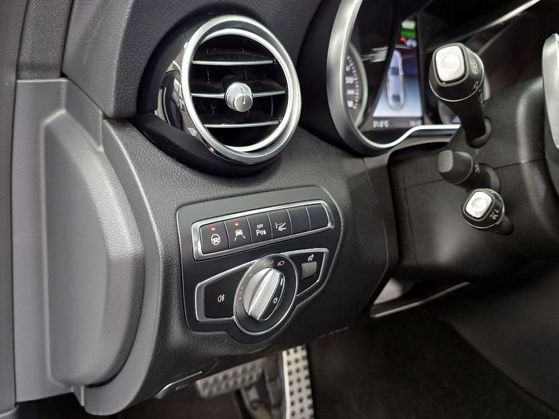 2018 Mercedes-Benz C-Class C350e photo 27