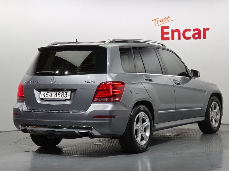 2015 Mercedes-Benz GLK-Class GLK220 CDI photo 2