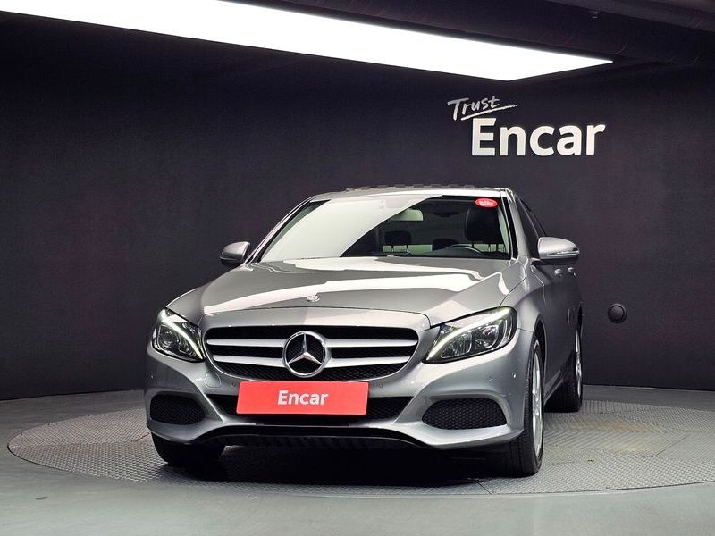 2016 Mercedes-Benz C-Class C200 d photo 3