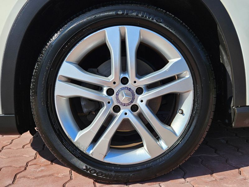 2015 Mercedes-Benz A-Class GLA200 CDI photo 5