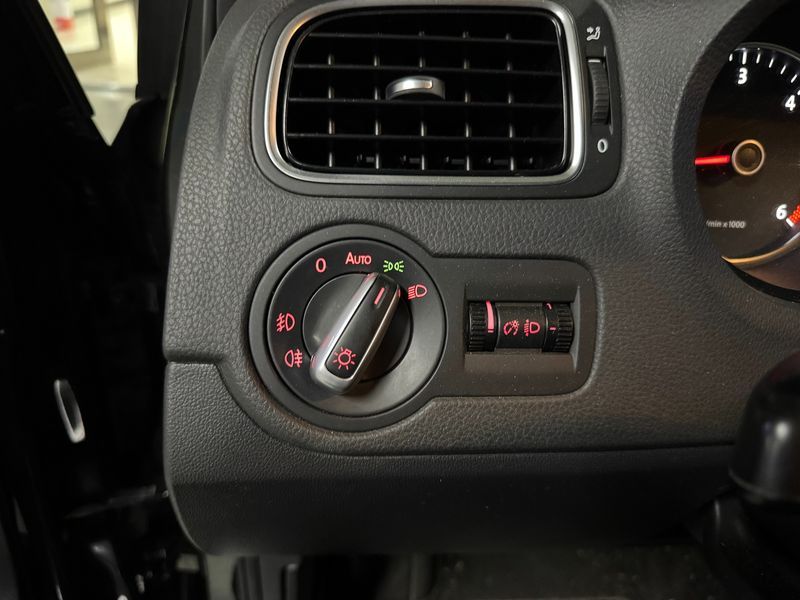 2014 Volkswagen 폴로 1.6 TDI R-Line 5th photo 13