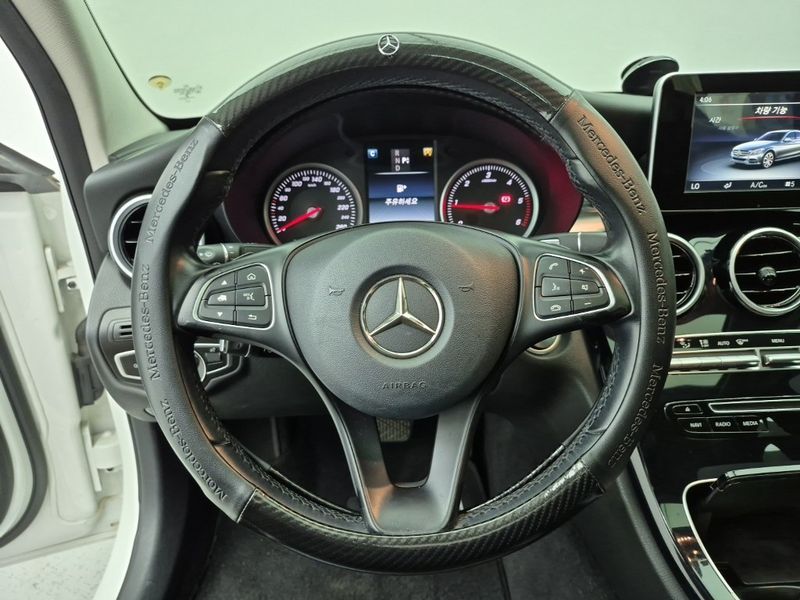 2016 Mercedes-Benz C-Class C200 d photo 5