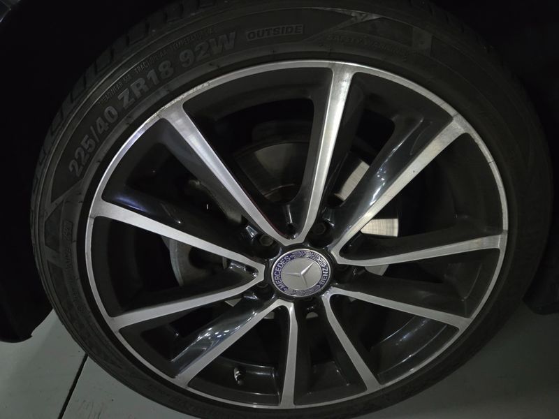2015 Mercedes-Benz A-Class CLA200 CDI photo 3