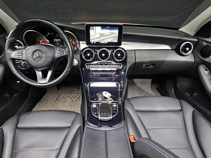 2016 Mercedes-Benz C-Class C220 d Avantgarde photo 7