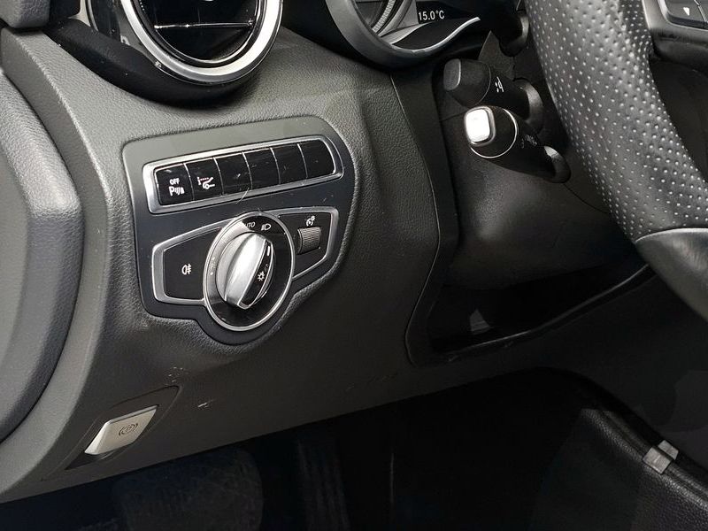 2016 Mercedes-Benz C-Class C220 d Avantgarde photo 16
