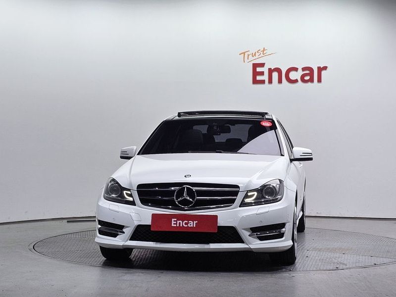 2014 Mercedes-Benz C-Class C220 CDI 4MATIC Edition C photo 3