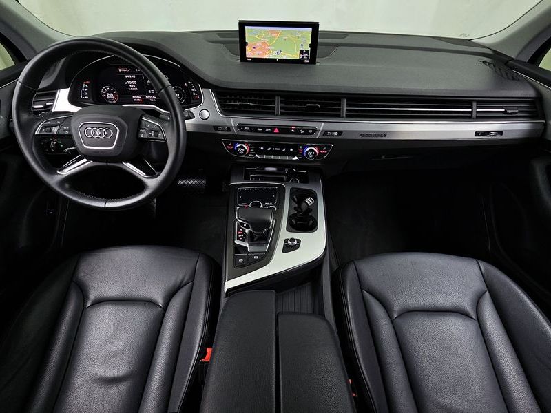 2019 Audi Q7 45 TFSI Quattro photo 7
