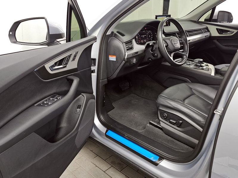 2019 Audi Q7 45 TFSI Quattro photo 10