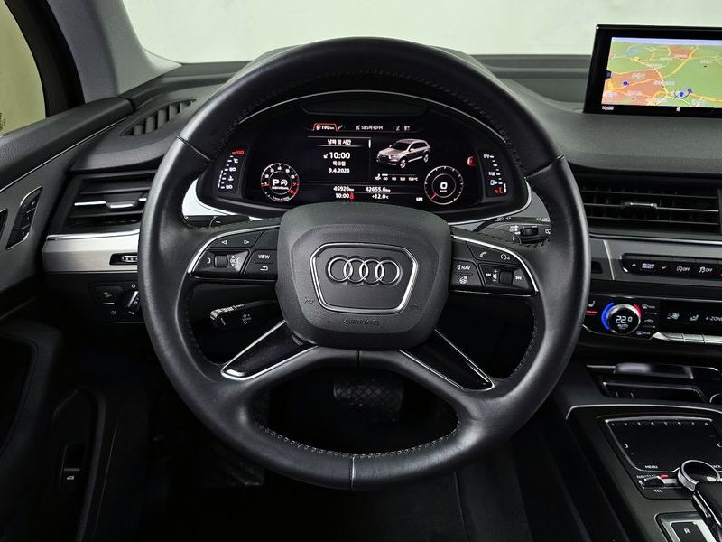 2019 Audi Q7 45 TFSI Quattro photo 13