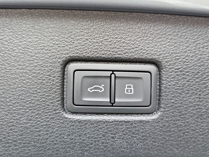 2019 Audi Q7 45 TFSI Quattro photo 20