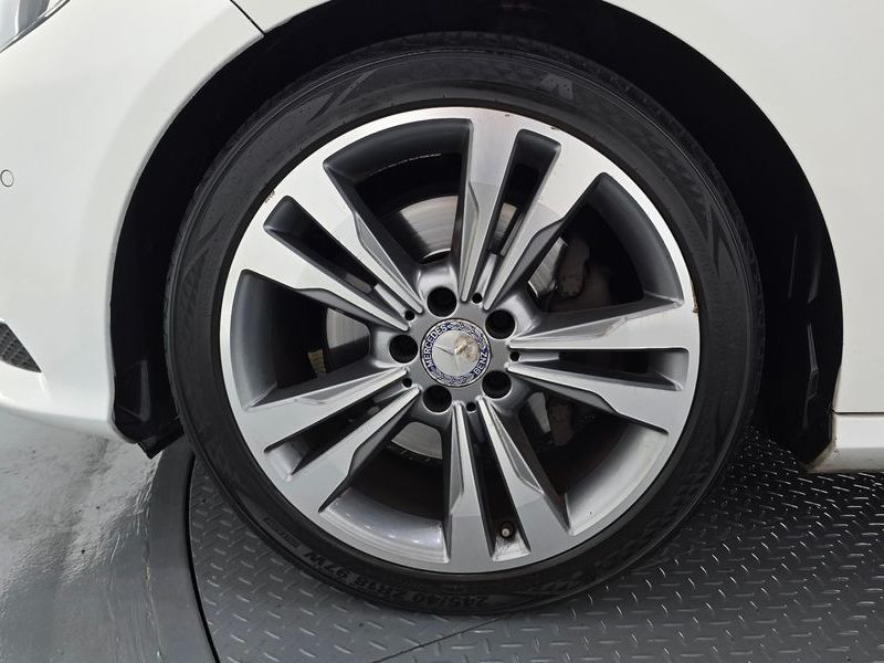 2016 Mercedes-Benz E-Class E300 4MATIC Avantgarde photo 5