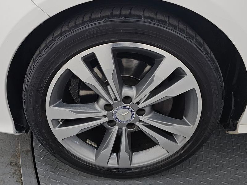 2014 Mercedes-Benz E-Class E300 Avangard photo 5