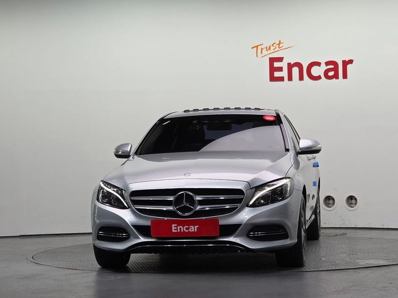 2015 Mercedes-Benz C-Class C220 BlueTEC Avantgarde photo 3