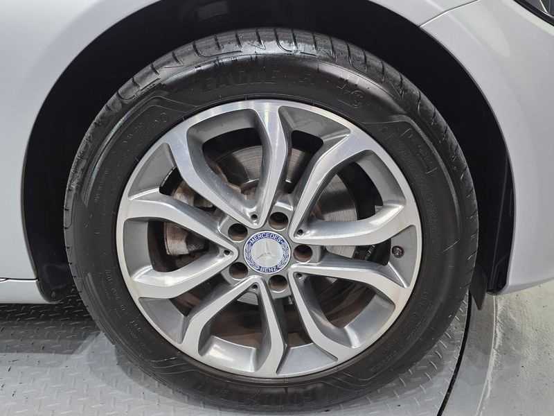 2015 Mercedes-Benz C-Class C220 BlueTEC Avantgarde photo 5