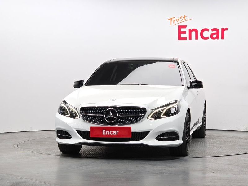 2014 Mercedes-Benz E-Class E250 CDI 4MATIC photo 3