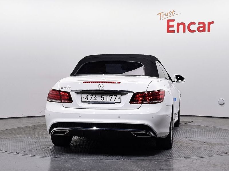 2015 Mercedes-Benz E-Class E200 Cabriolet photo 4