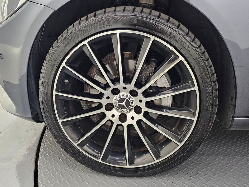 2016 Mercedes-Benz C-Class C200 photo 5
