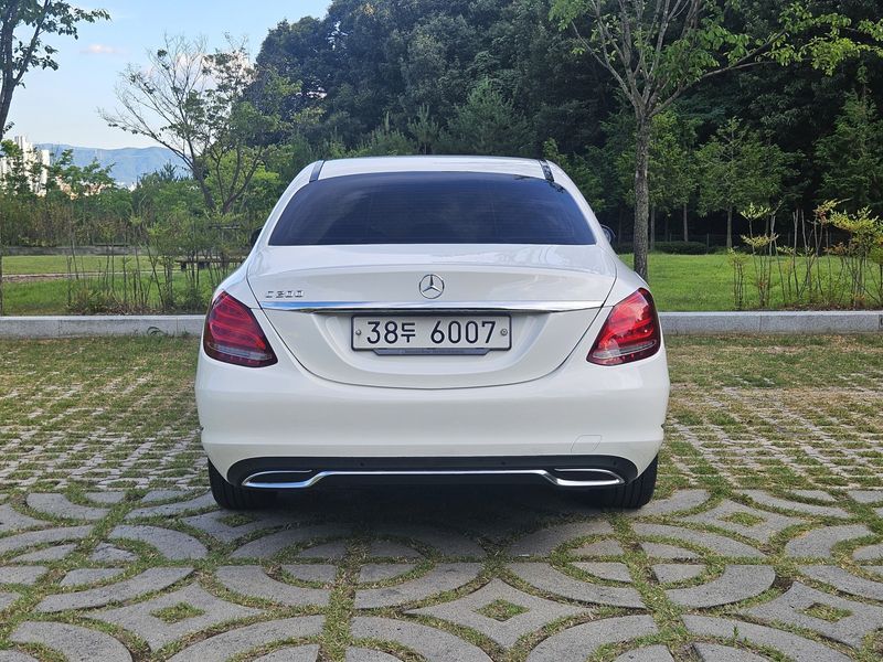 2015 Mercedes-Benz C-Class C200 Avantgarde photo 4