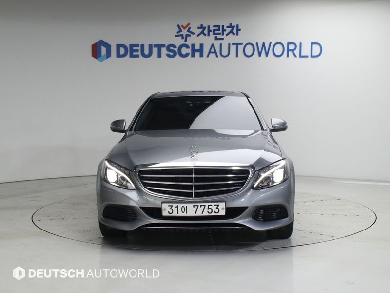 2015 Mercedes-Benz C-Class C220 BlueTEC Exclusive photo 3