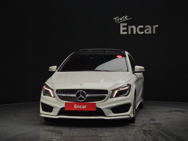 2016 Mercedes-Benz A-Class CLA250 4MATIC photo 3