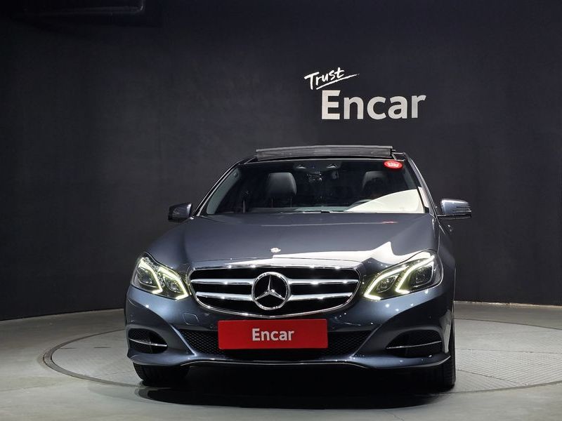 2014 Mercedes-Benz E-Class E300 Avangard photo 3
