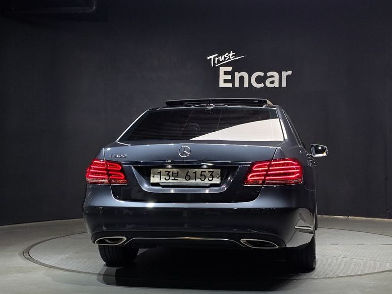2014 Mercedes-Benz E-Class E300 Avangard photo 4