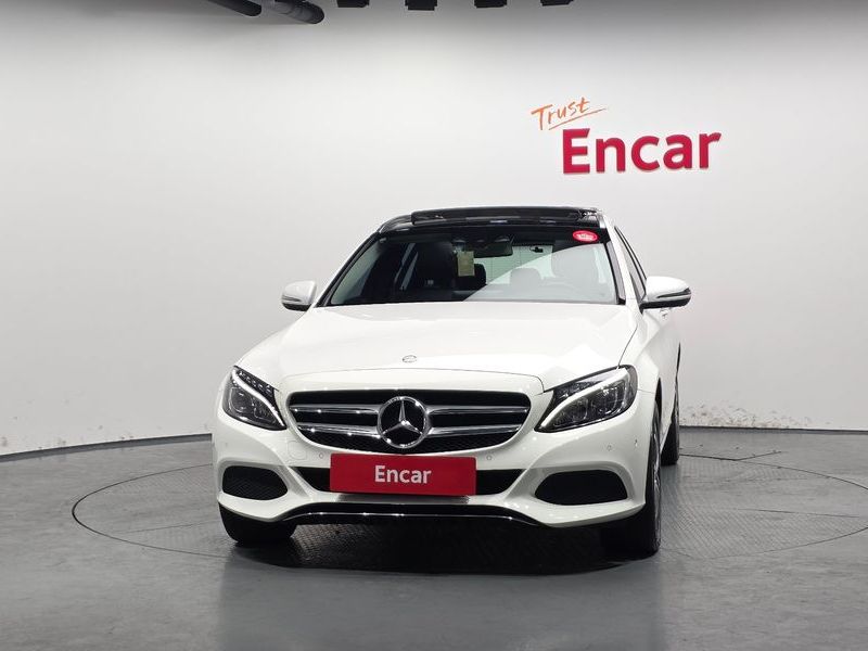2016 Mercedes-Benz C-Class C220 d 4MATIC Estate photo 3
