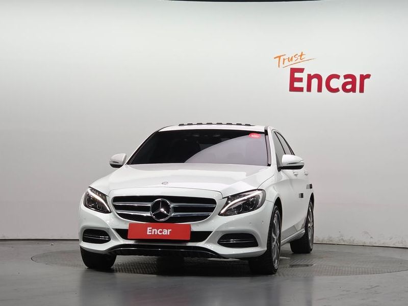 2015 Mercedes-Benz C-Class C220 BlueTEC Avantgarde photo 3