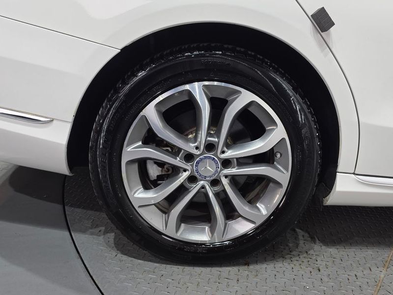 2015 Mercedes-Benz C-Class C220 BlueTEC Avantgarde photo 5