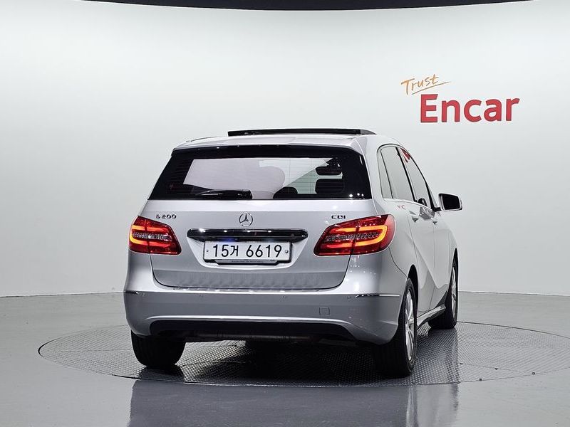 2015 Mercedes-Benz B-Class B200 CDI photo 4