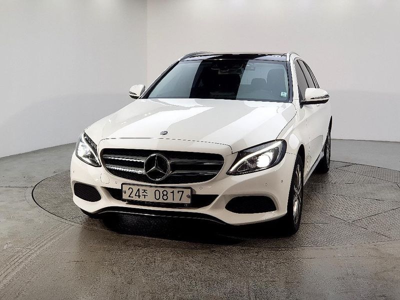 2016 Mercedes-Benz C-Class C220 d 4MATIC Estate photo 2