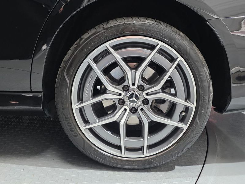 2022 Mercedes-Benz E-Class E220d 4MATIC AMG Line photo 21