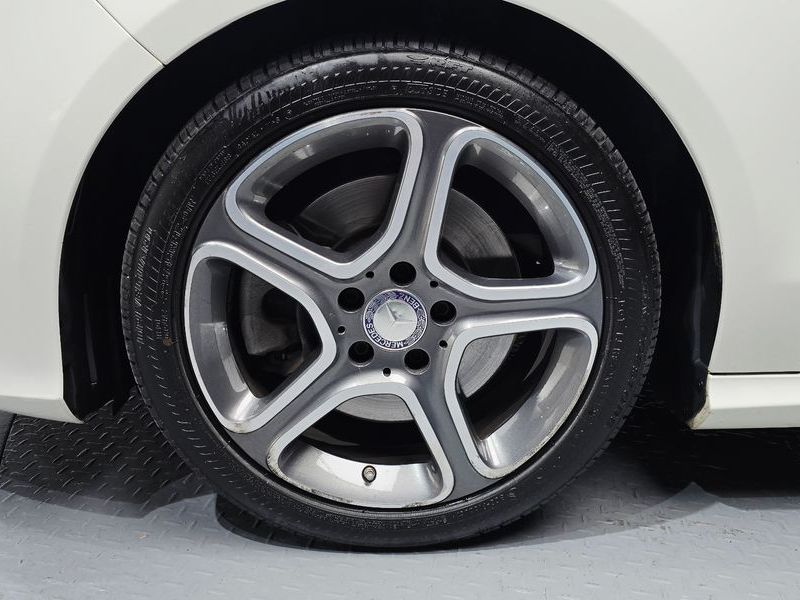 2014 Mercedes-Benz A-Class CLA250 4MATIC photo 5