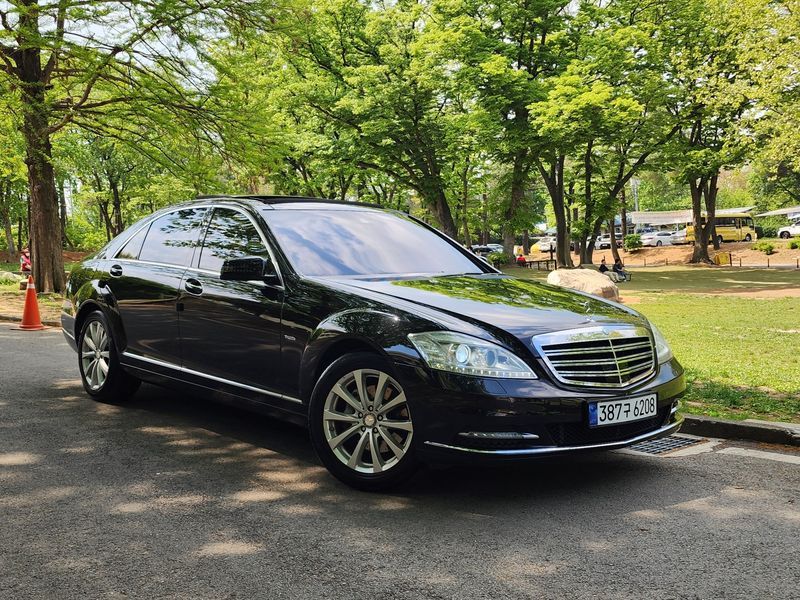 2012 Mercedes-Benz S-Class S400L Hybrid photo 3