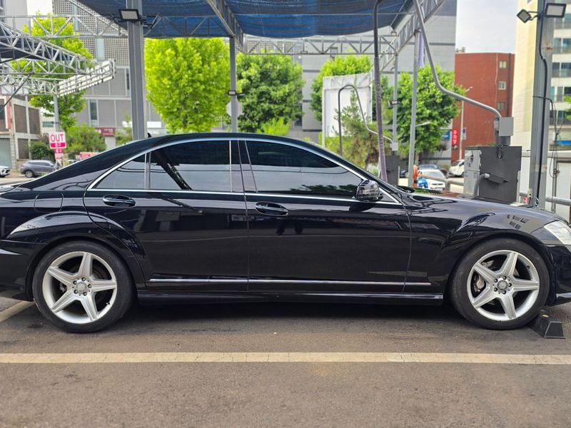 2013 Mercedes-Benz S-Class S350 BlueTEC photo 2