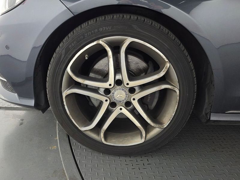 2015 Mercedes-Benz E-Class E250 BlueTec 4MATIC AV photo 5