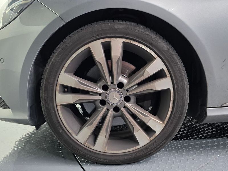 2015 Mercedes-Benz E-Class E300 4MATIC Avantgarde photo 5