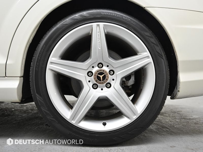 2012 Mercedes-Benz S-Class S350 BlueTEC photo 5