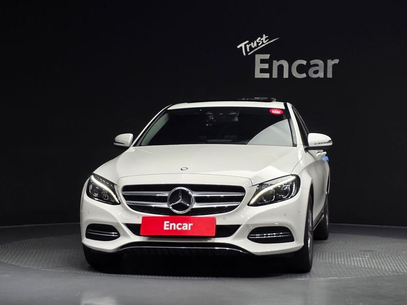 2015 Mercedes-Benz C-Class C220 BlueTEC Avantgarde photo 3