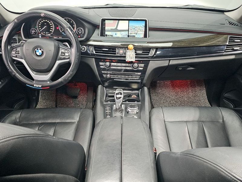 2015 BMW X6 xDrive 30d photo 7
