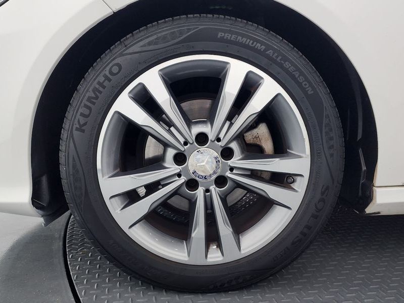 2016 Mercedes-Benz E-Class E220 Bluetec Avantgarde photo 5