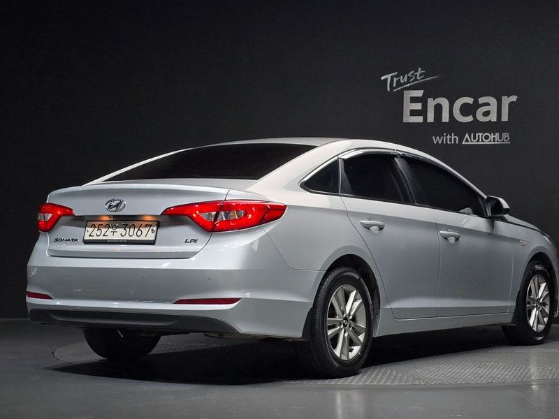2017 Hyundai Sonata LPI TAXI Style photo 2