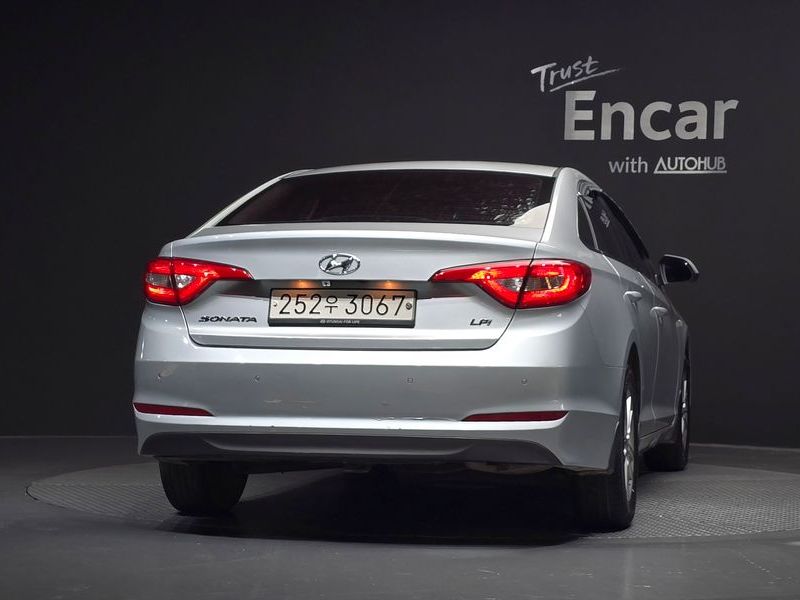 2017 Hyundai Sonata LPI TAXI Style photo 4