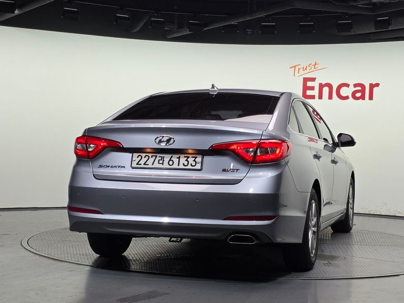 2016 Hyundai Sonata 1.7 Diesel Style photo 4