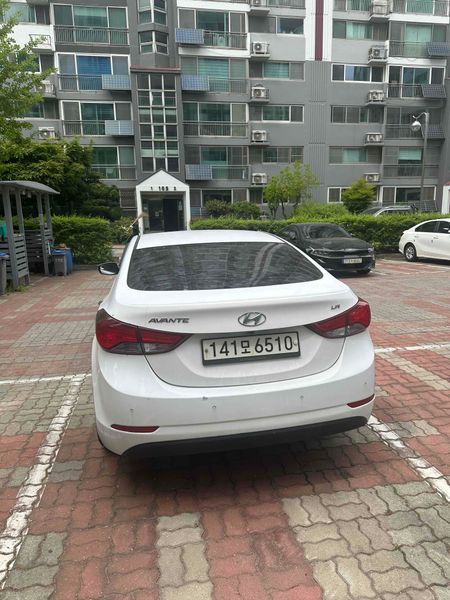 2014 Hyundai Avante 1.6 LPi Smart photo 4
