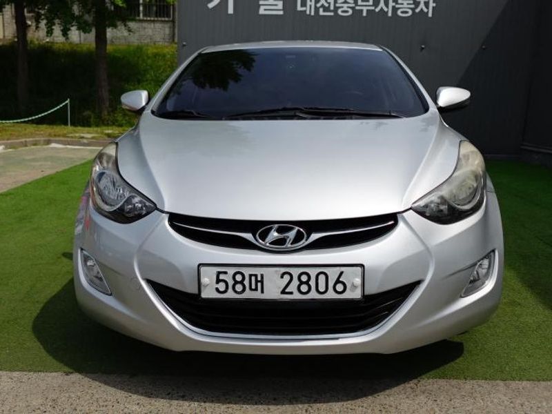 2013 Hyundai Avante M16 GDI Luxury photo 3