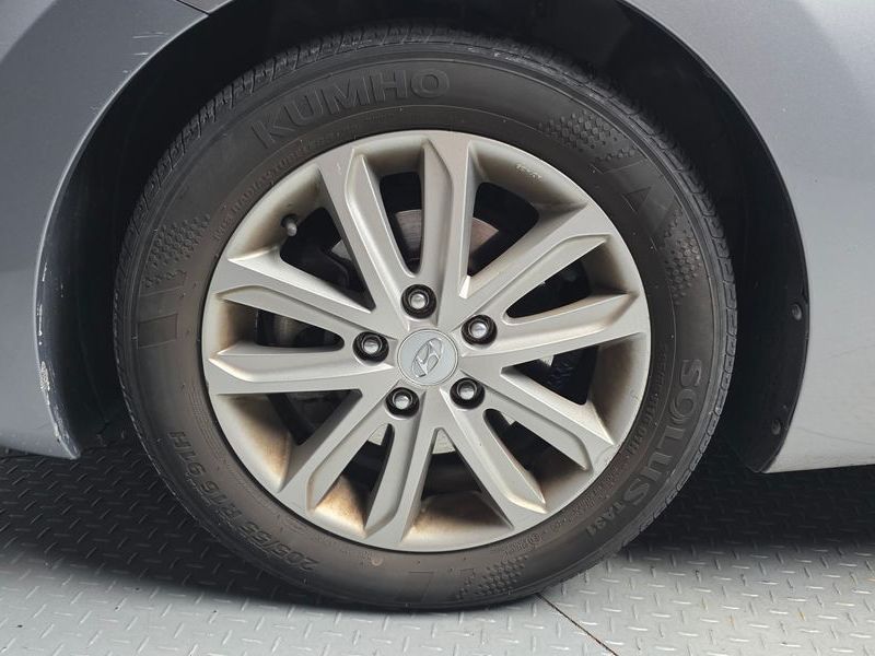 2014 Hyundai Avante 1.6 VGT Smart Standard photo 5