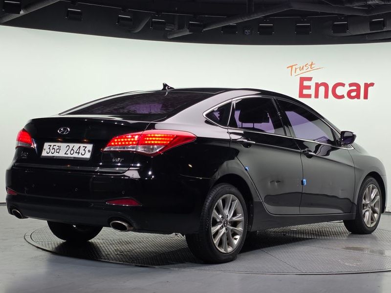 2015 Hyundai i40 1.7 VGT PYL photo 2
