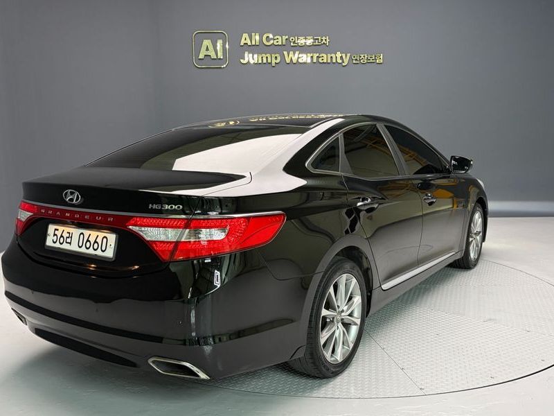 2016 Hyundai Grandeur HG300 Premium photo 2